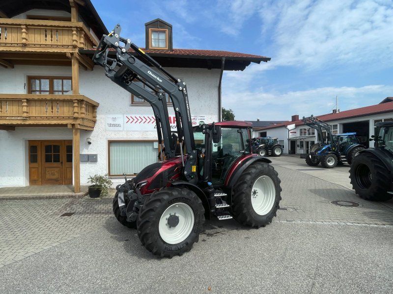 Valtra G135 Active