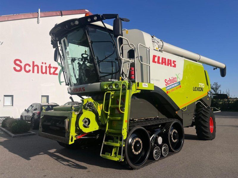 Claas Lexion 770 TT mit V1200