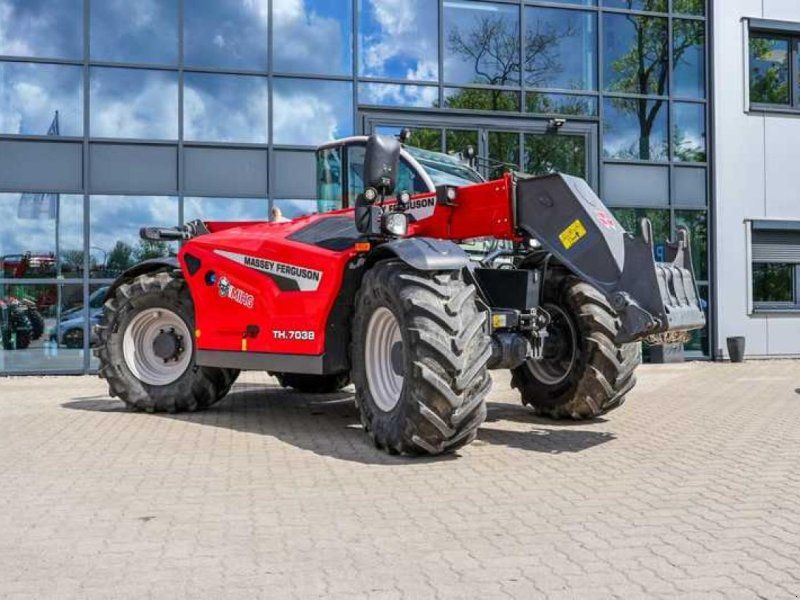 Massey Ferguson TH 7038