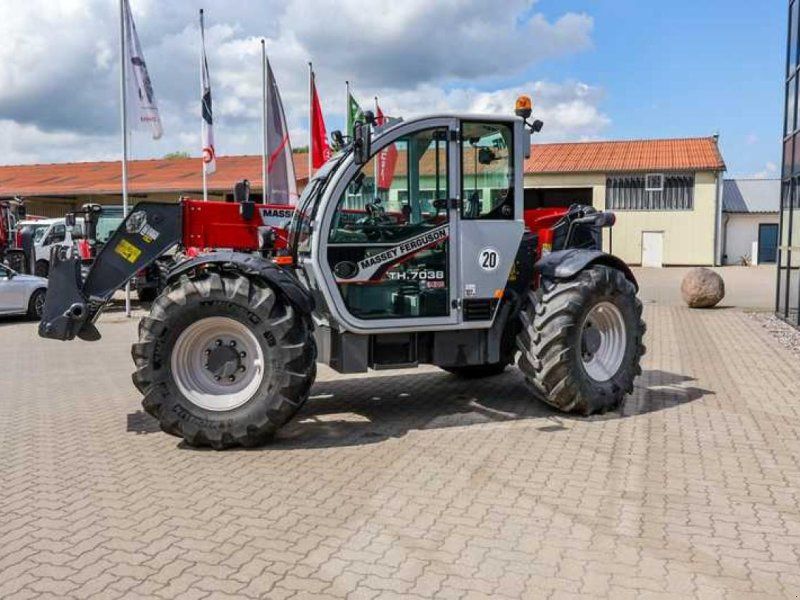 Massey Ferguson TH 7038