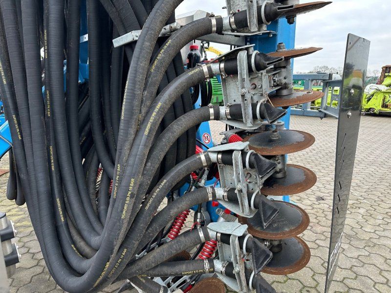 Duport All Track DW 8044