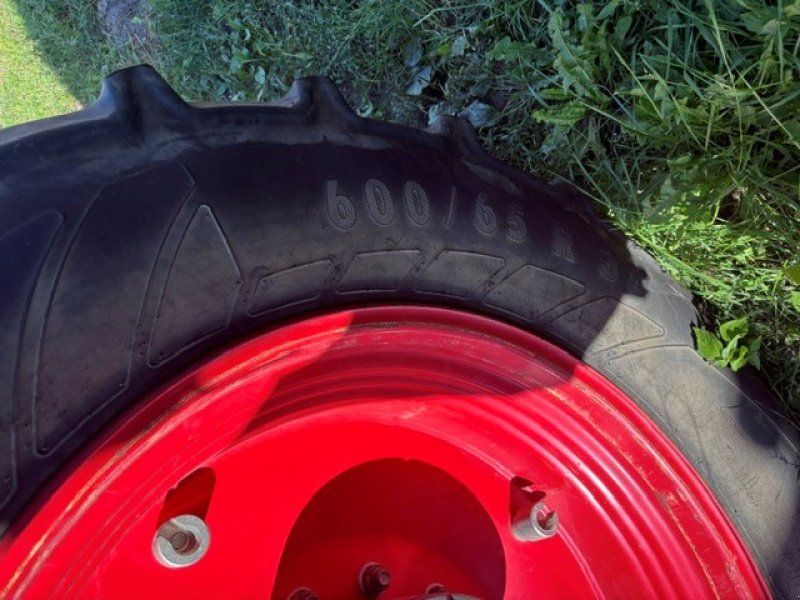 Fendt 680/80R42 MT 600/65R38 MT