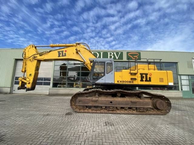 Hitachi EX 800-5