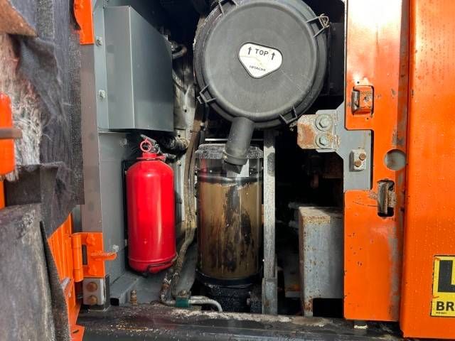 Hitachi ZX 210 LC-5B