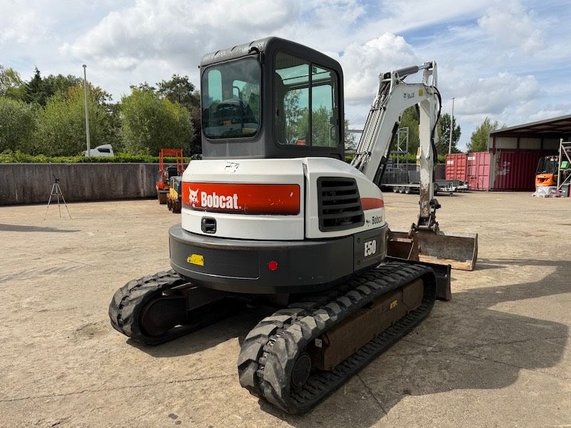Bobcat E50