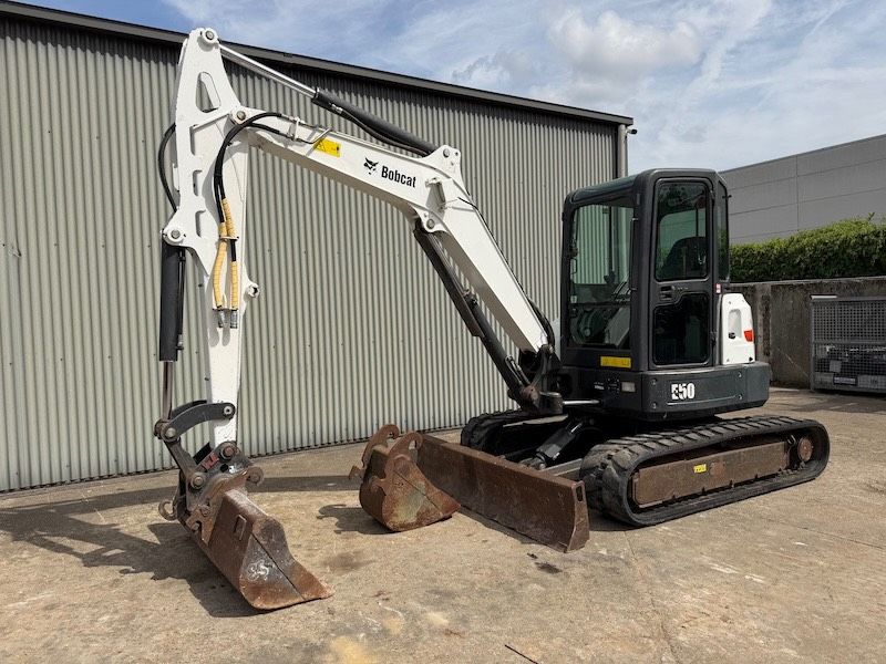 Bobcat E50