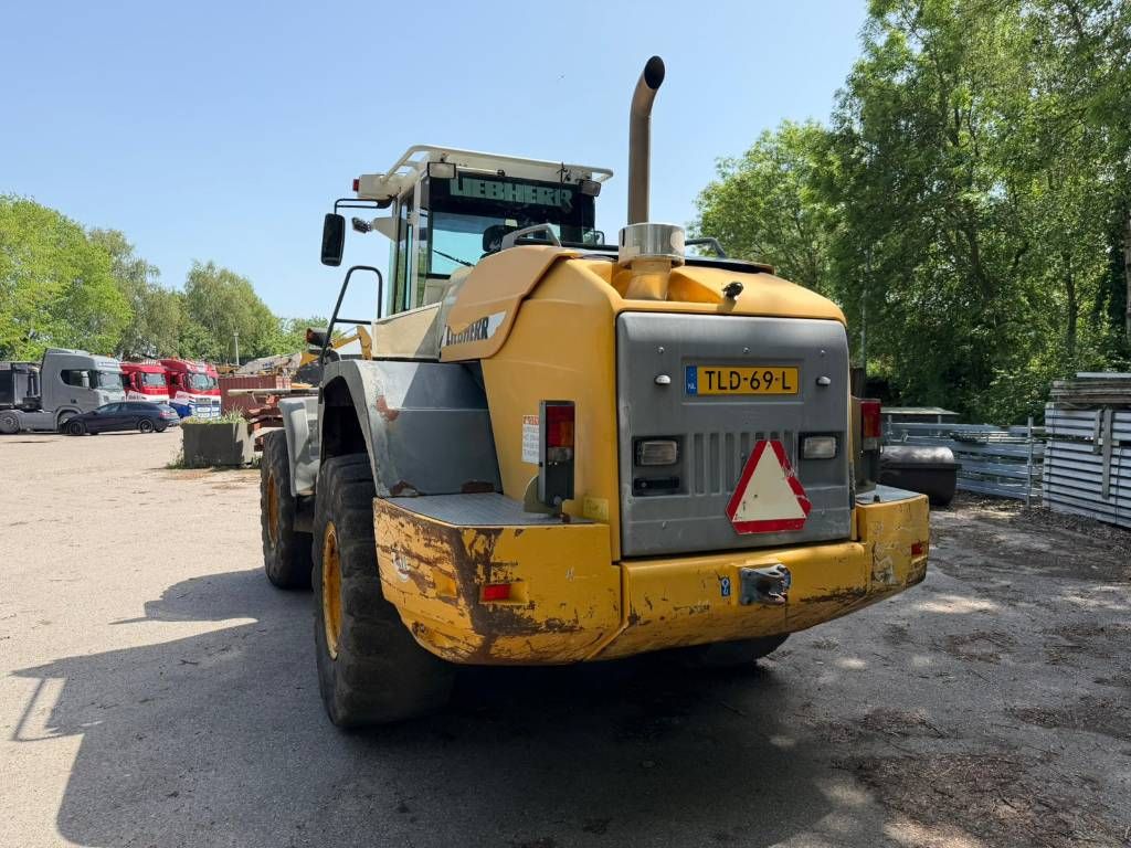 Liebherr L 544