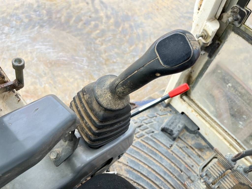 Kubota KX161-3A - Extra Bucket / Quick Coupler