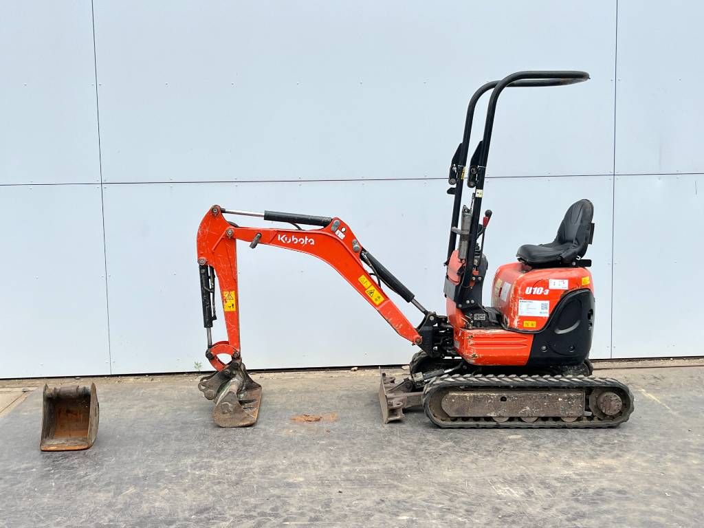 Kubota U10-3 - Hydr. Undercarriage / Hammer Lines