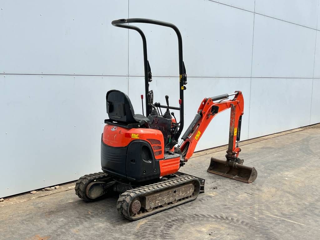Kubota U10-3 - Hydr. Undercarriage / Hammer Lines