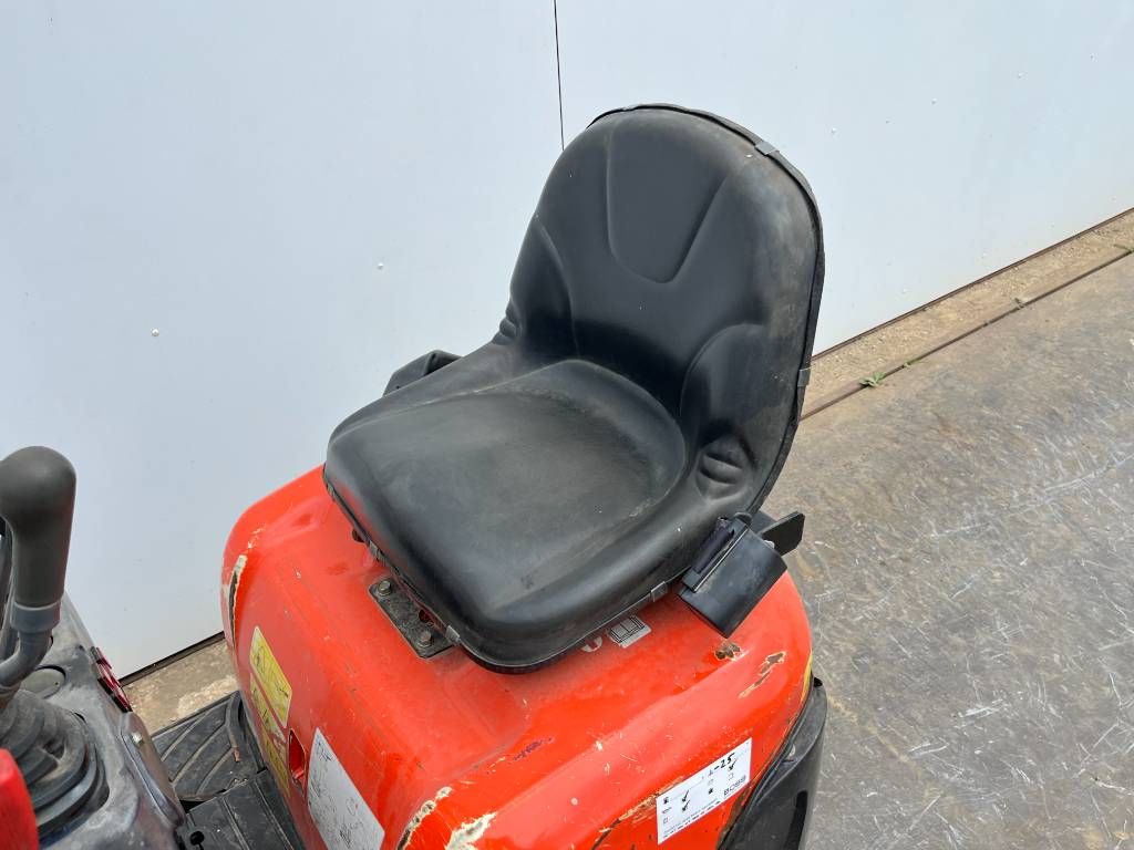 Kubota U10-3 - Hydr. Undercarriage / Hammer Lines
