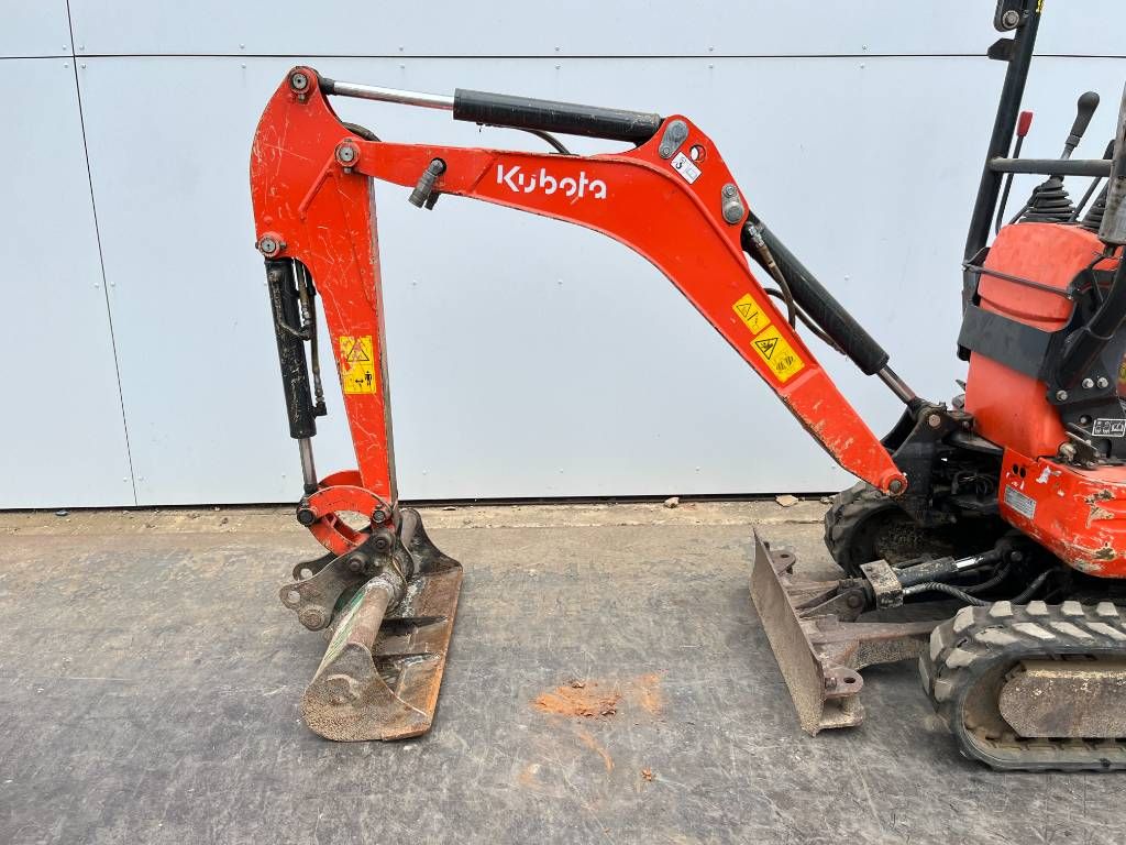 Kubota U10-3 - Hydr. Undercarriage / Hammer Lines