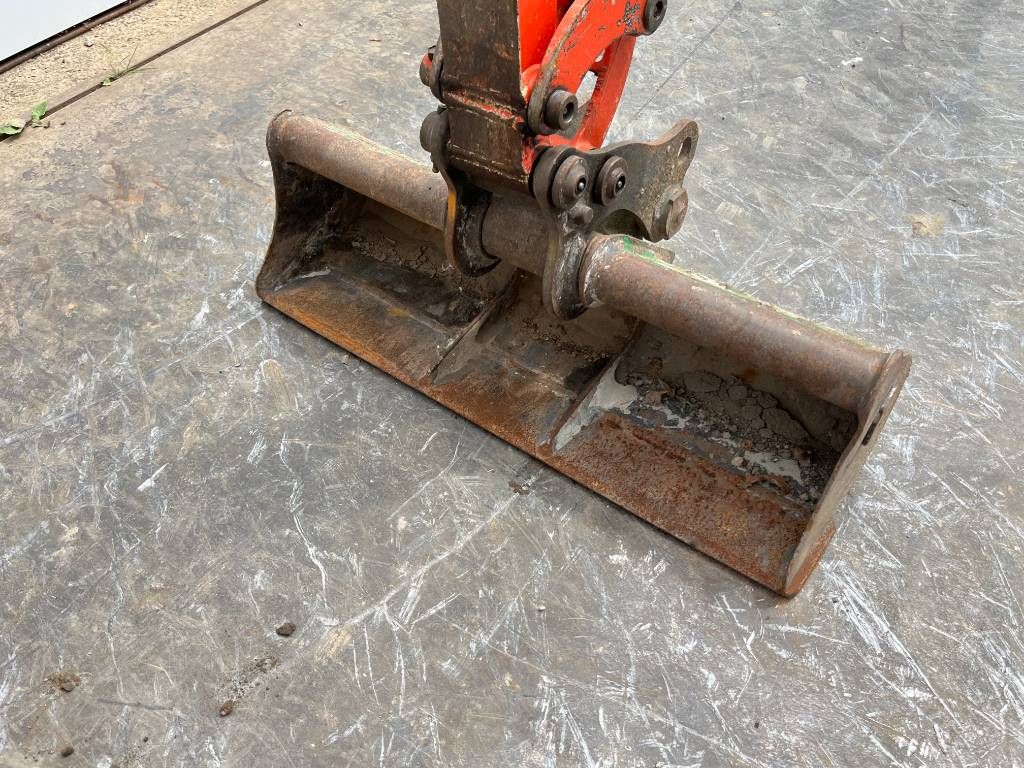 Kubota U10-3 - Hydr. Undercarriage / Hammer Lines
