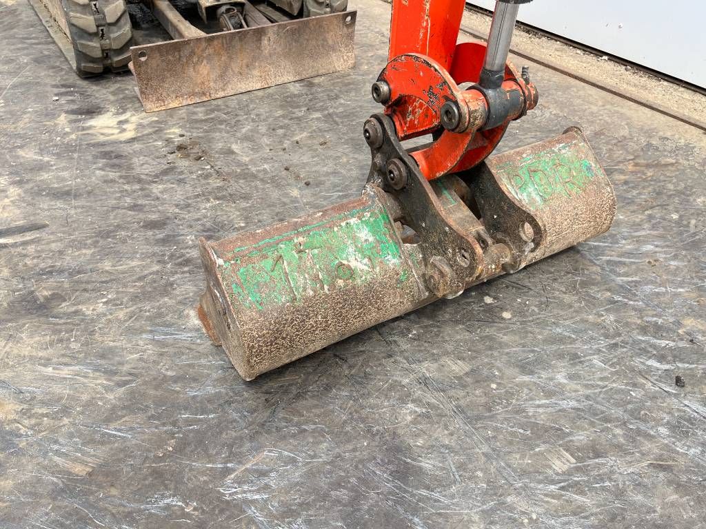 Kubota U10-3 - Hydr. Undercarriage / Hammer Lines