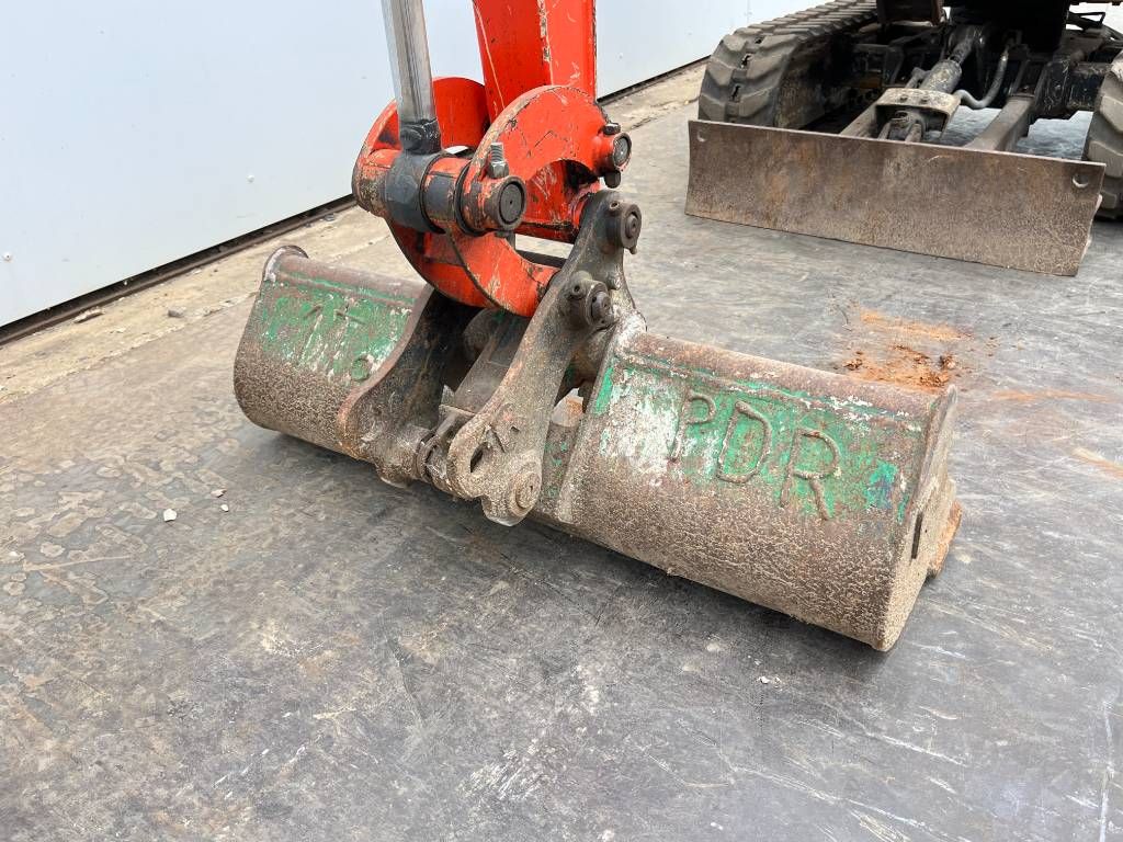 Kubota U10-3 - Hydr. Undercarriage / Hammer Lines