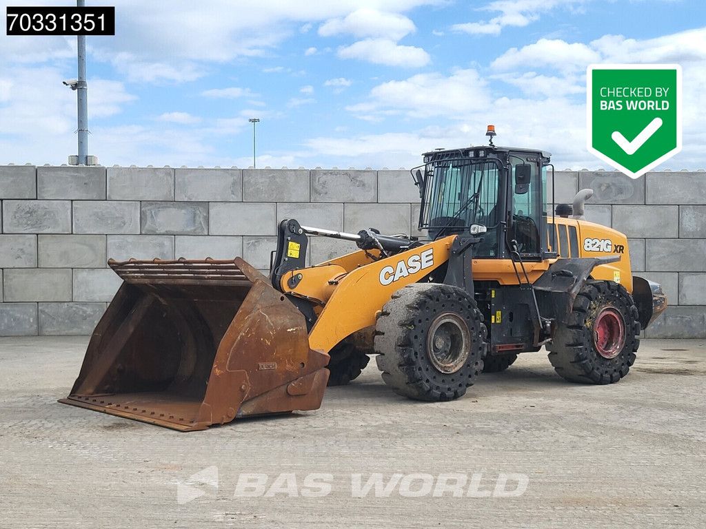 Case 821 G