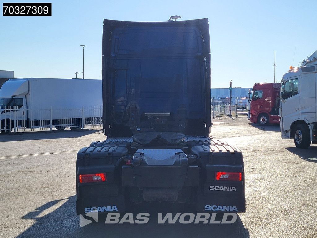 Scania R650 6X4 Retarder Hydraulic Full-Air Leder ACC Navi