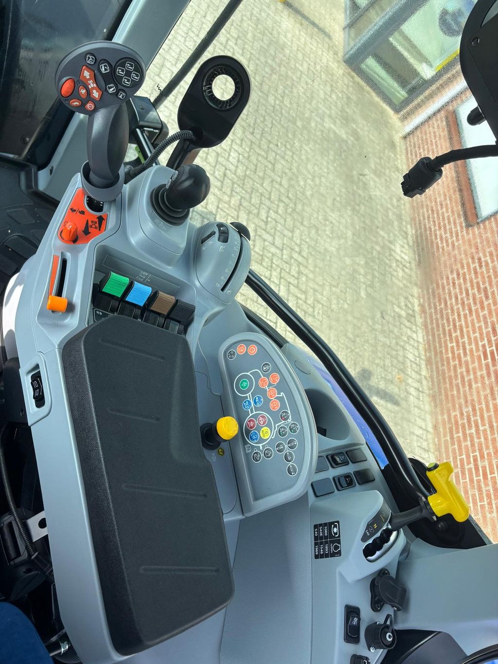 New Holland T6 180 DC (NIEUW)