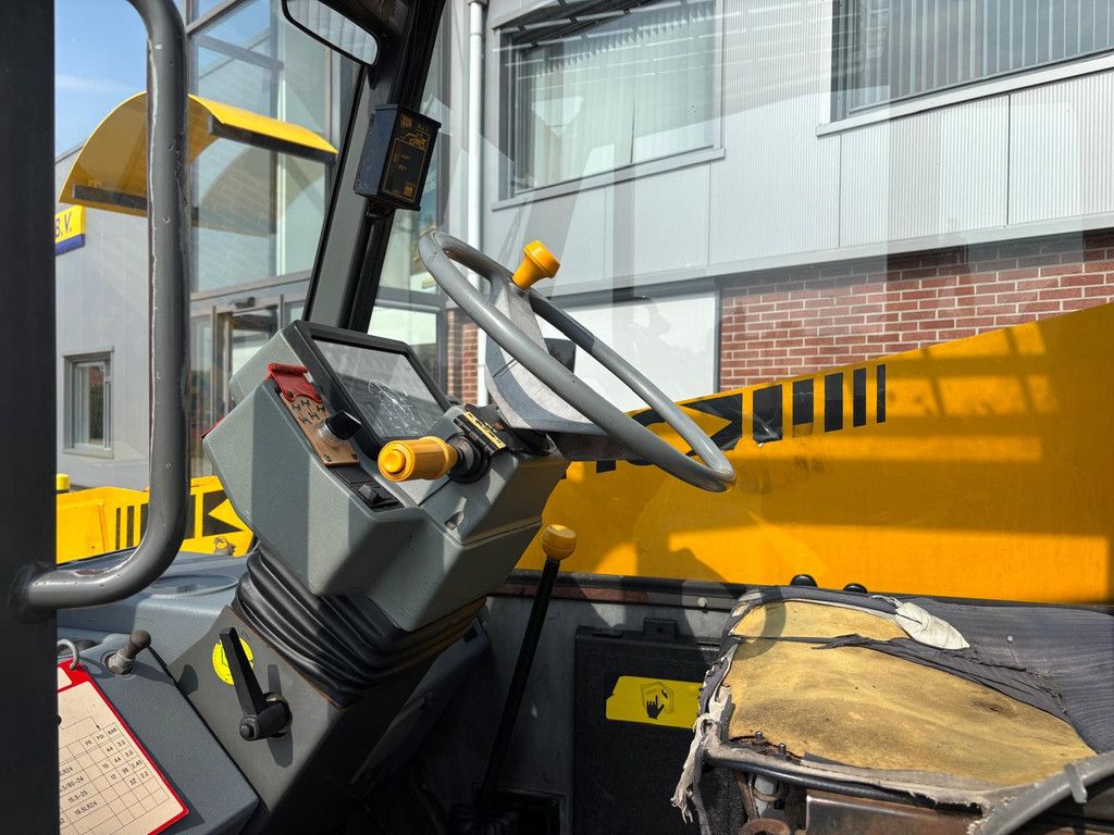 JCB 525-58