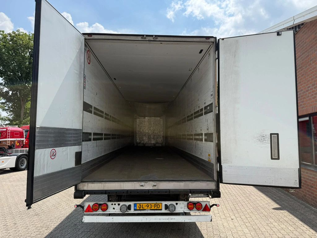 Schmitz Cargobull N/A Carrier Vector 1550 D+E 2X Liftas 250B 265H APK/TUV 04-2027