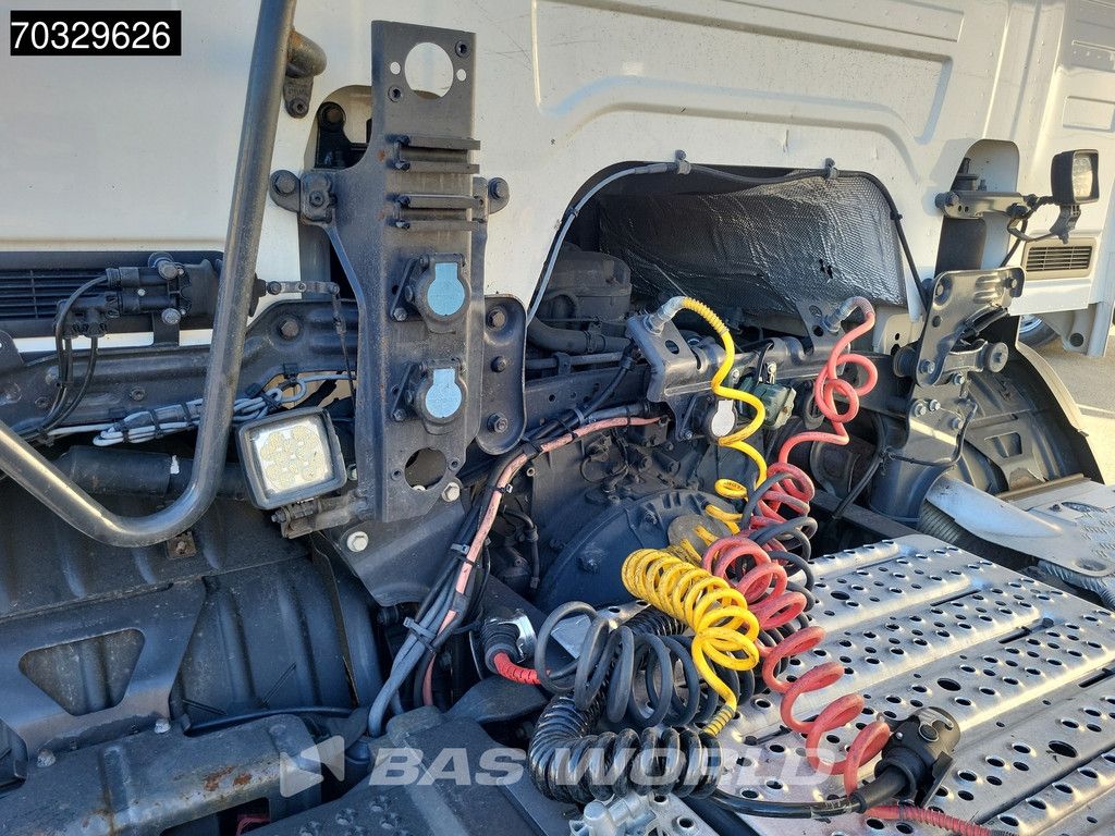 Scania P P360 4X2 Daycab Navi