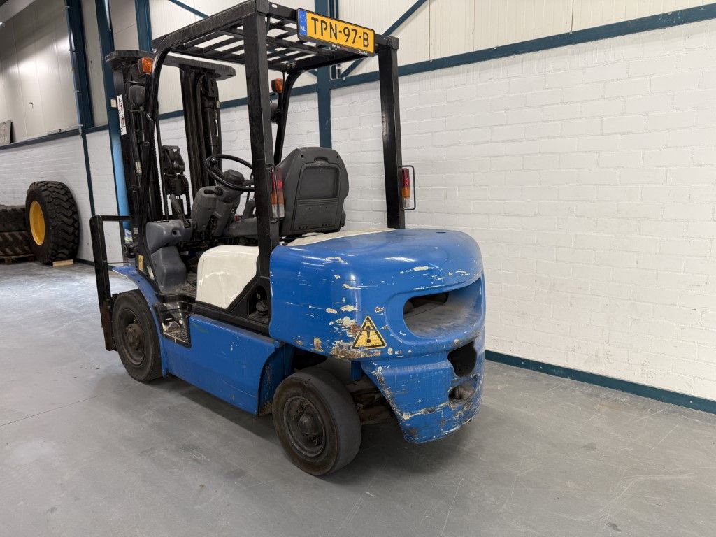 LINDE E35HL E40-600 E30 TOYOTA 7FBMF50 KOMATSU FD25T-12 TOYOTA