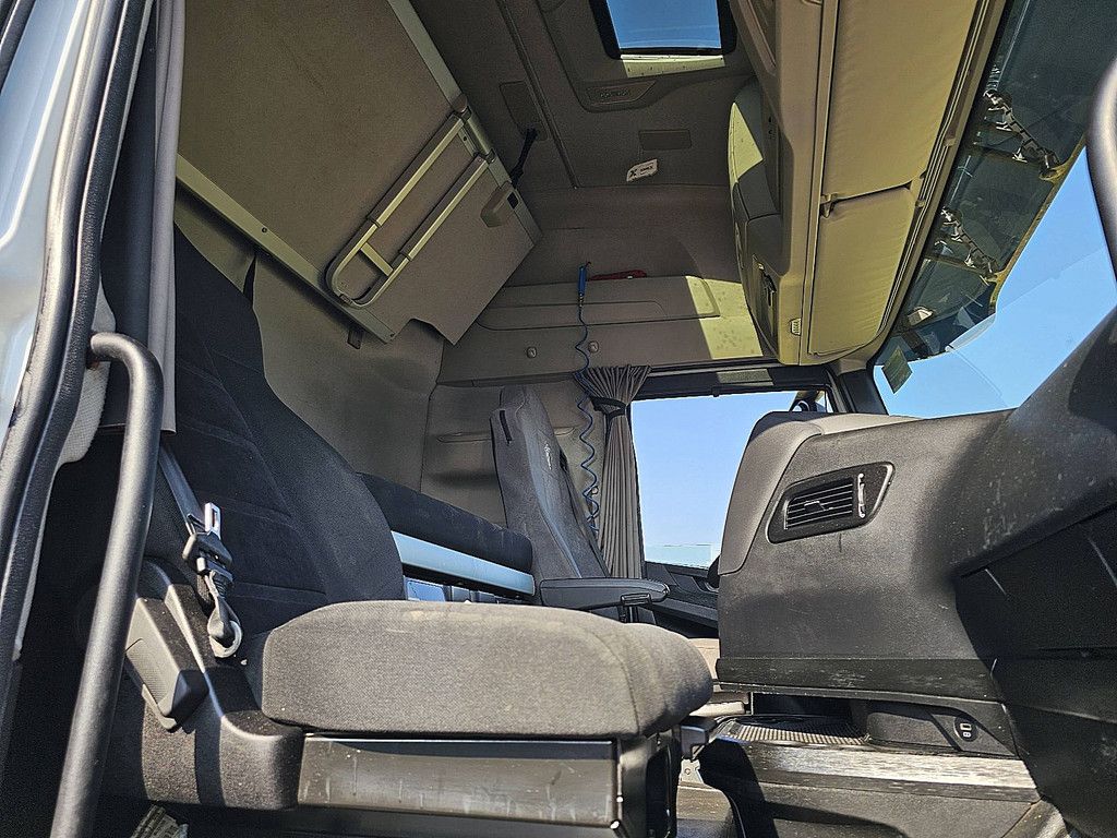 IVECO S-WAY AS440S49