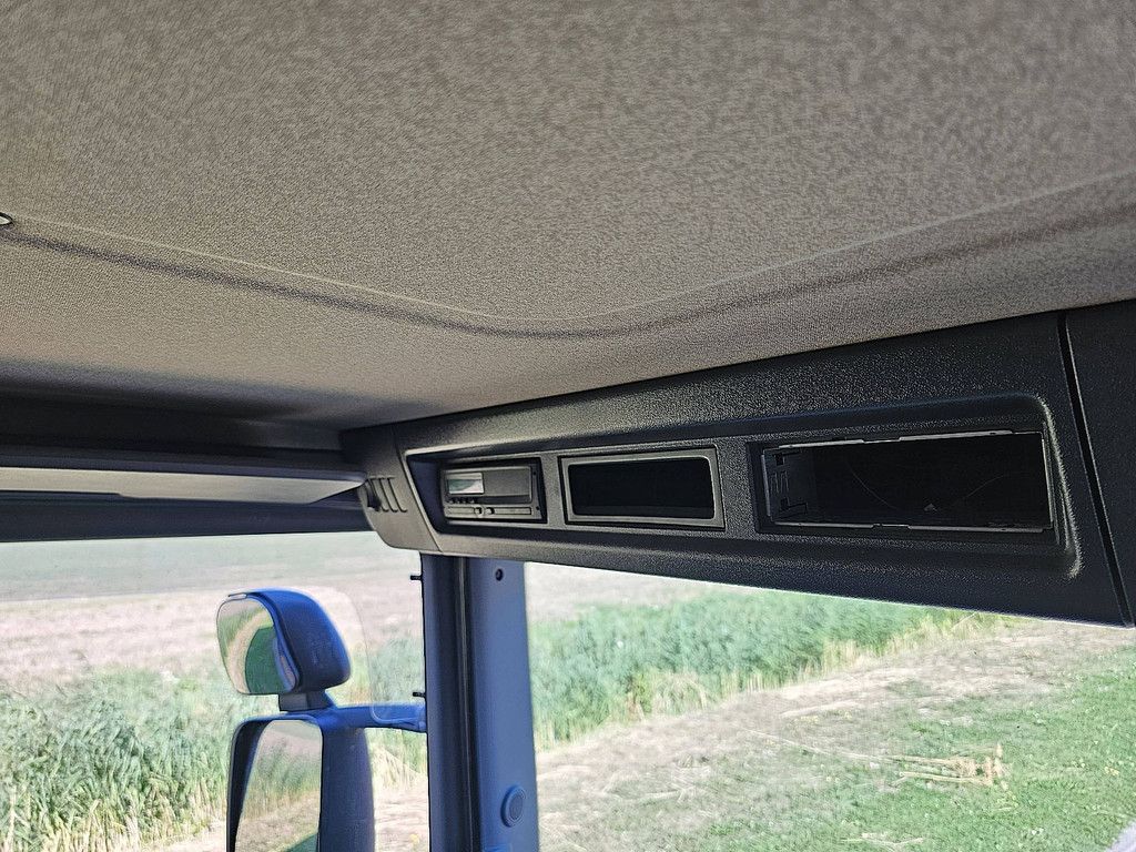 SCANIA P380