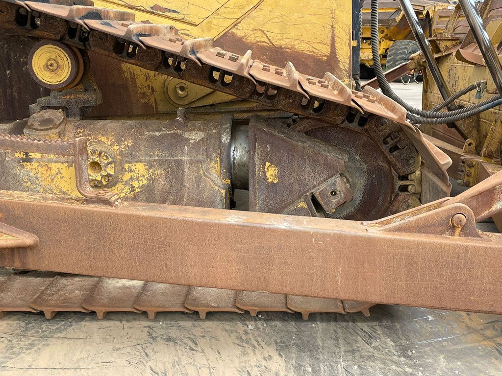 Caterpillar D6T LGP