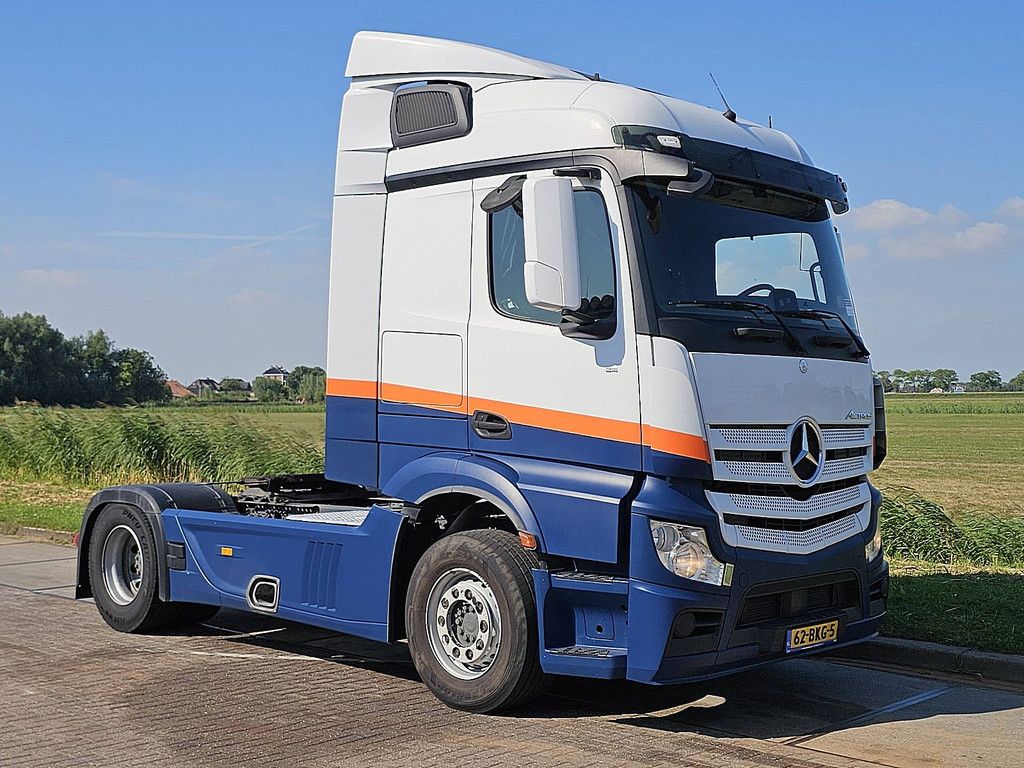 MERCEDES-BENZ ACTROS 1832