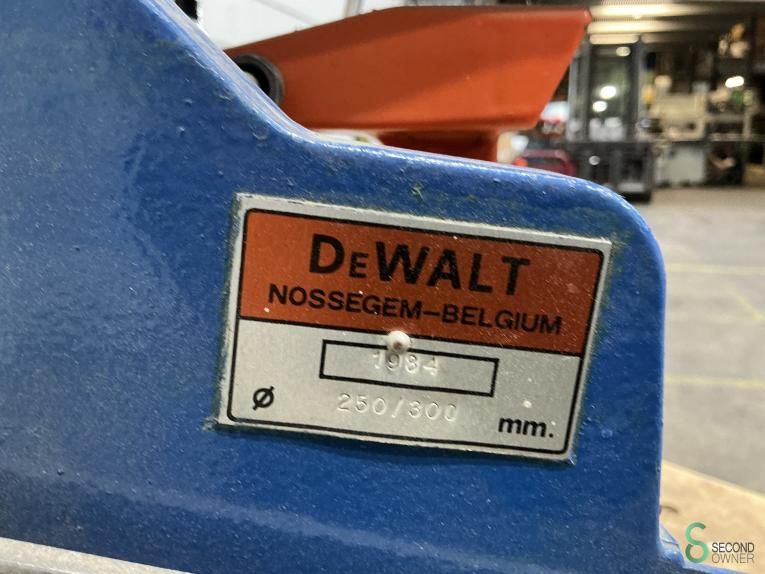 Radial arm saws Dewalt 1370 1984