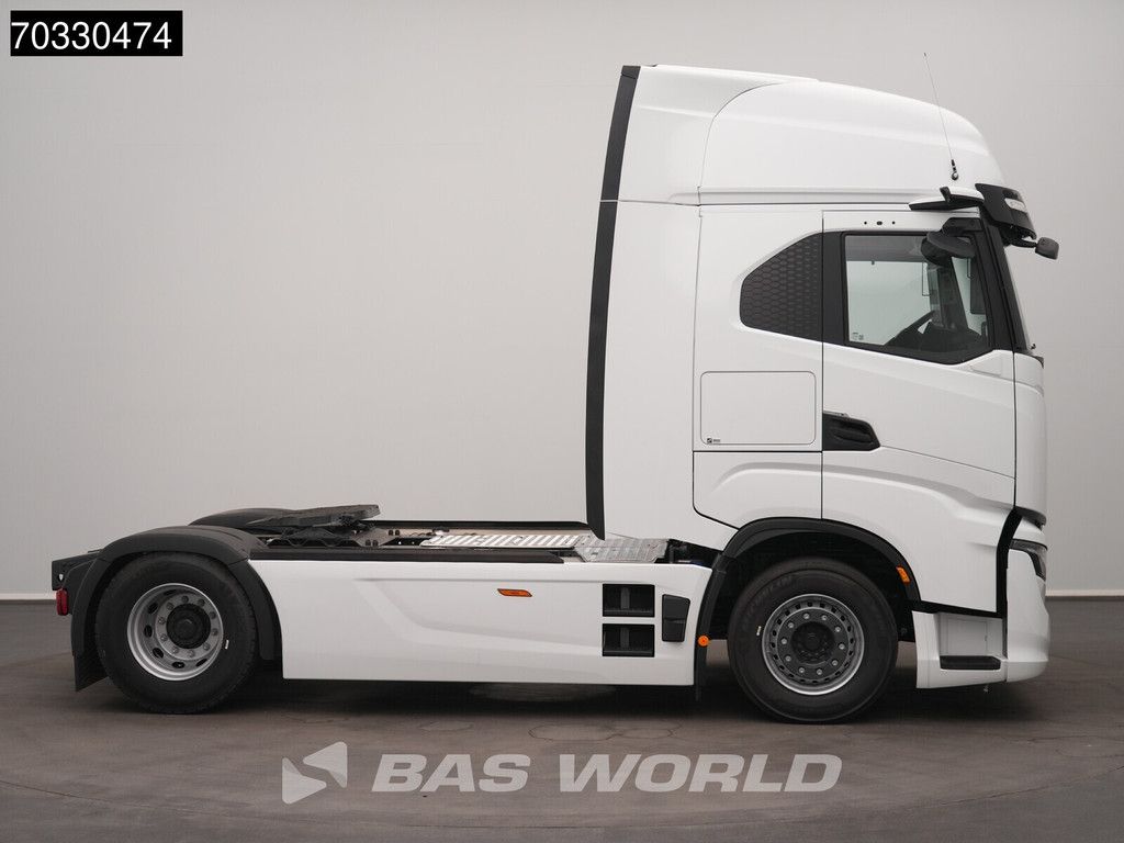 Iveco S-Way S-Way 500 4X2 NEW! Retarder 2x tanks Standklima ACC NAVI LED Mirrorcams