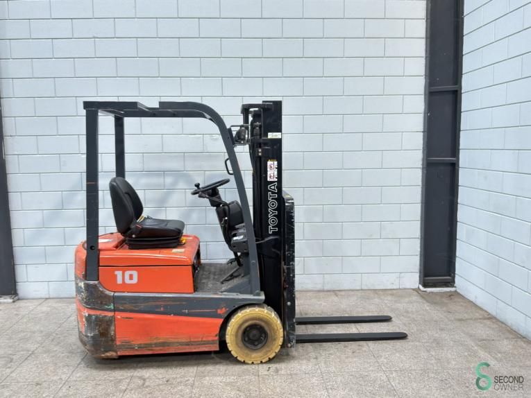 Gabelstapler Elektrisch Toyota FBESF10 2000