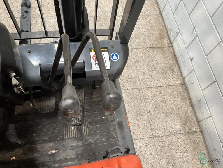 Gabelstapler Elektrisch Toyota FBESF10 2000
