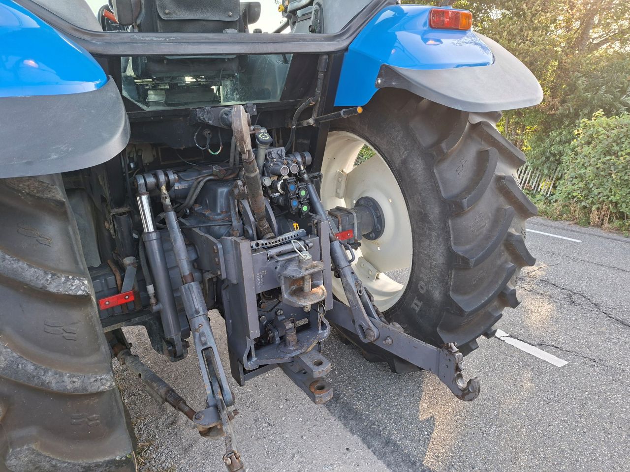 New Holland TS 90