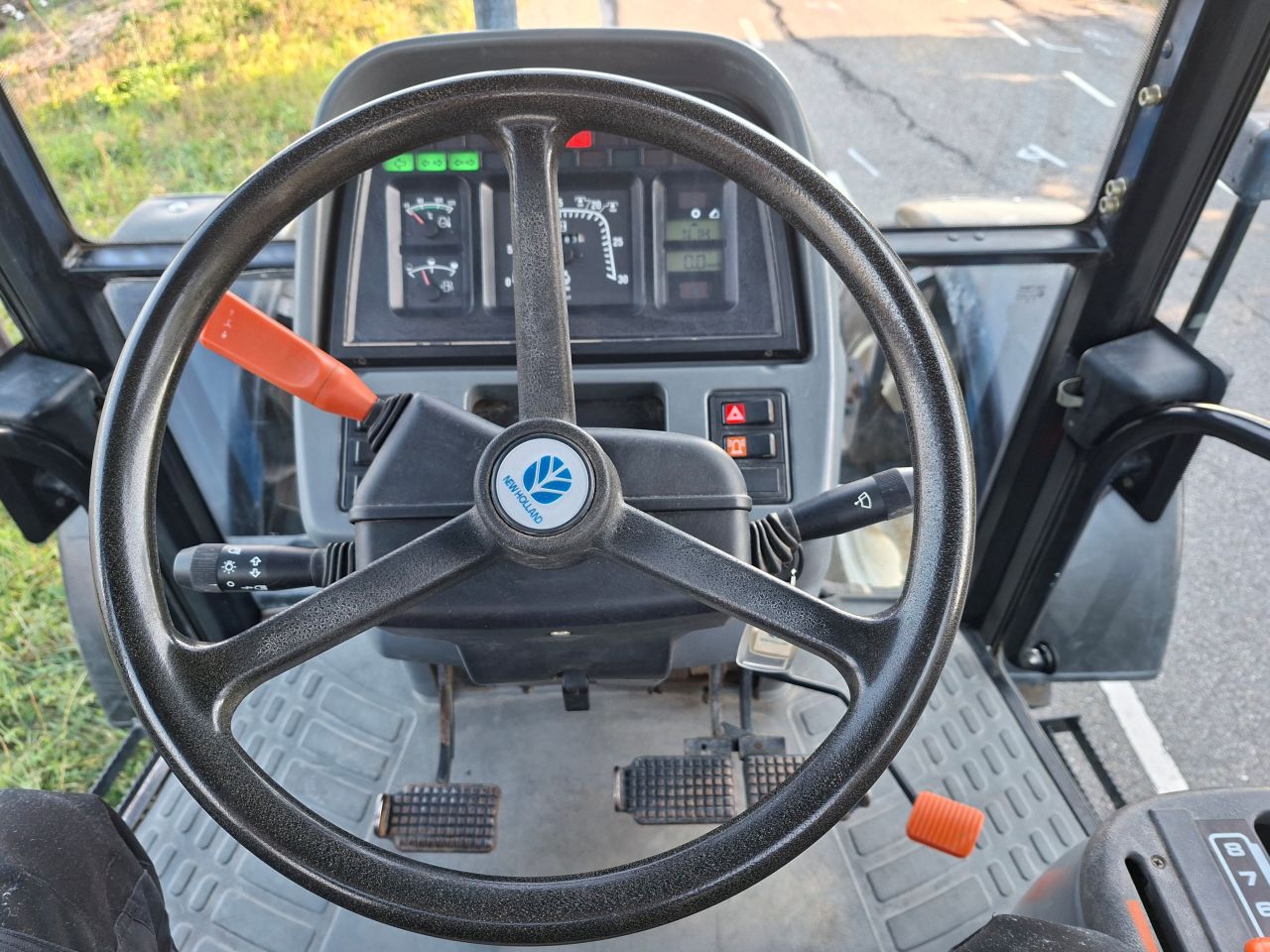 New Holland TS 90