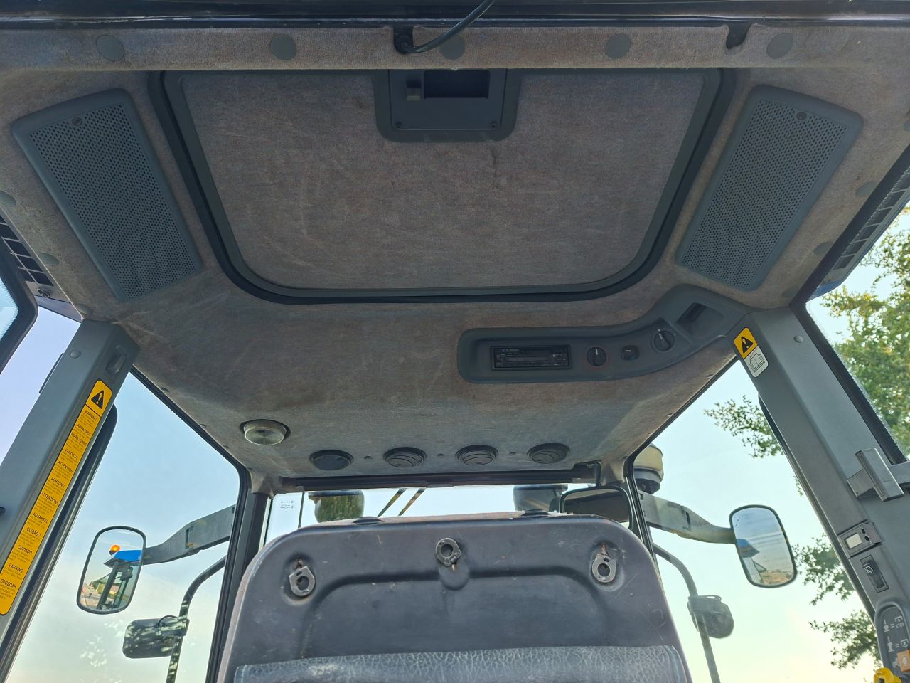 New Holland TS 90