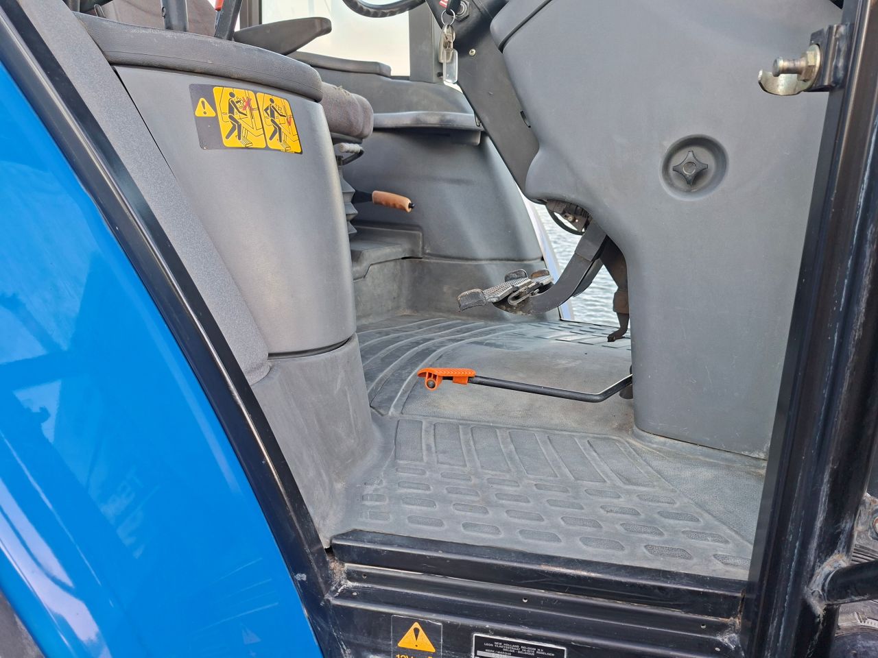 New Holland TS 90