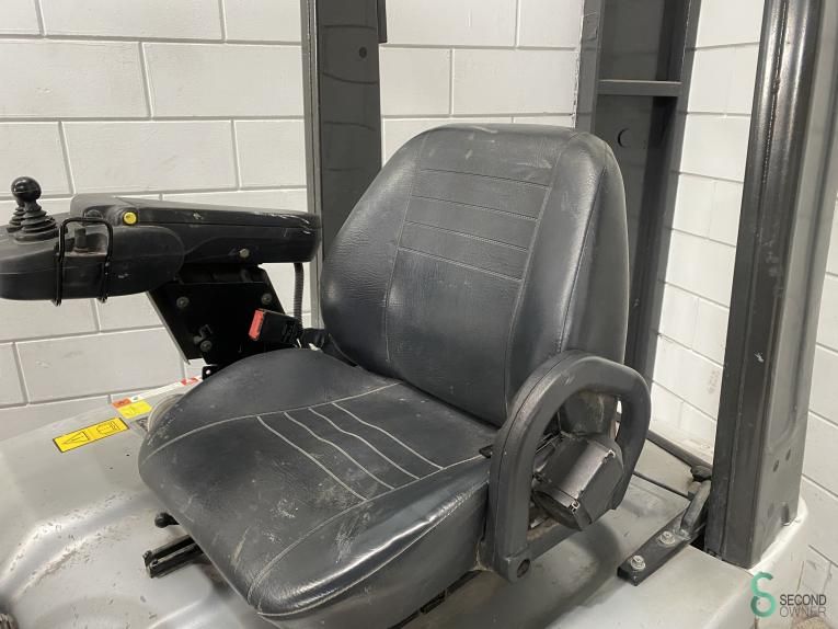 Forklifts Electric Nissan 1 N 1 L 15 Q 2006