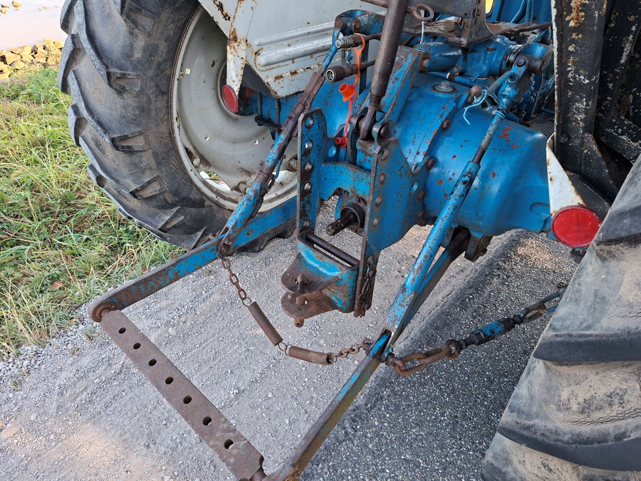 Ford 4000 met cabine