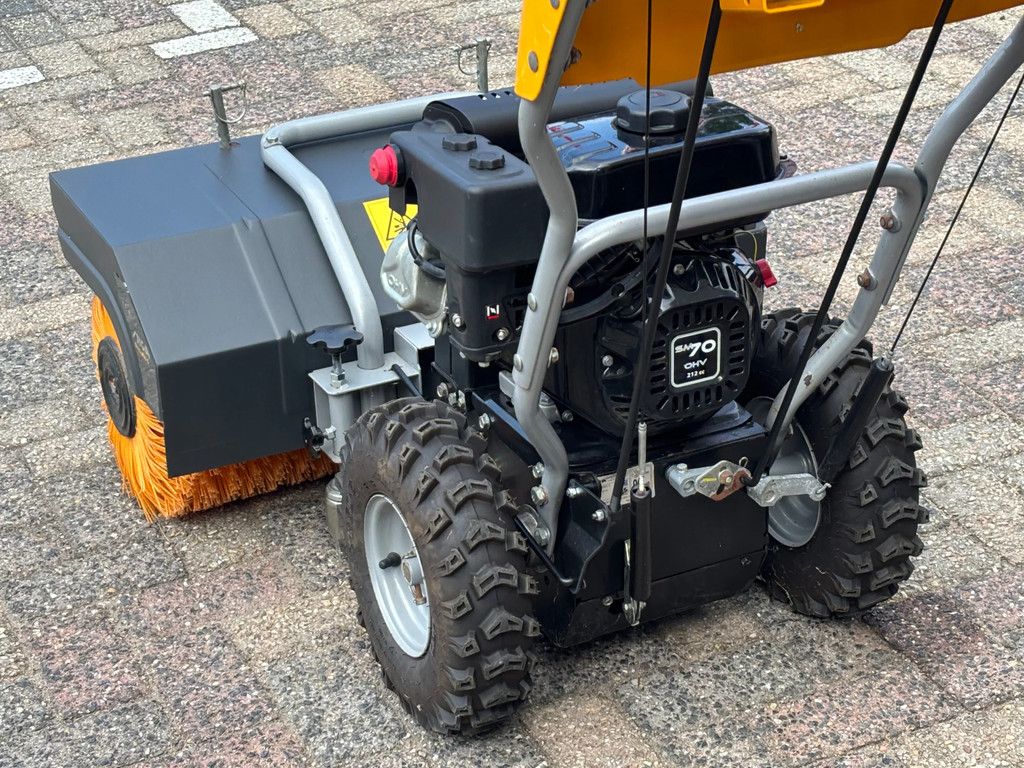 Stiga SWS800 veegmachine 80cm gebruikte rolbezem sws