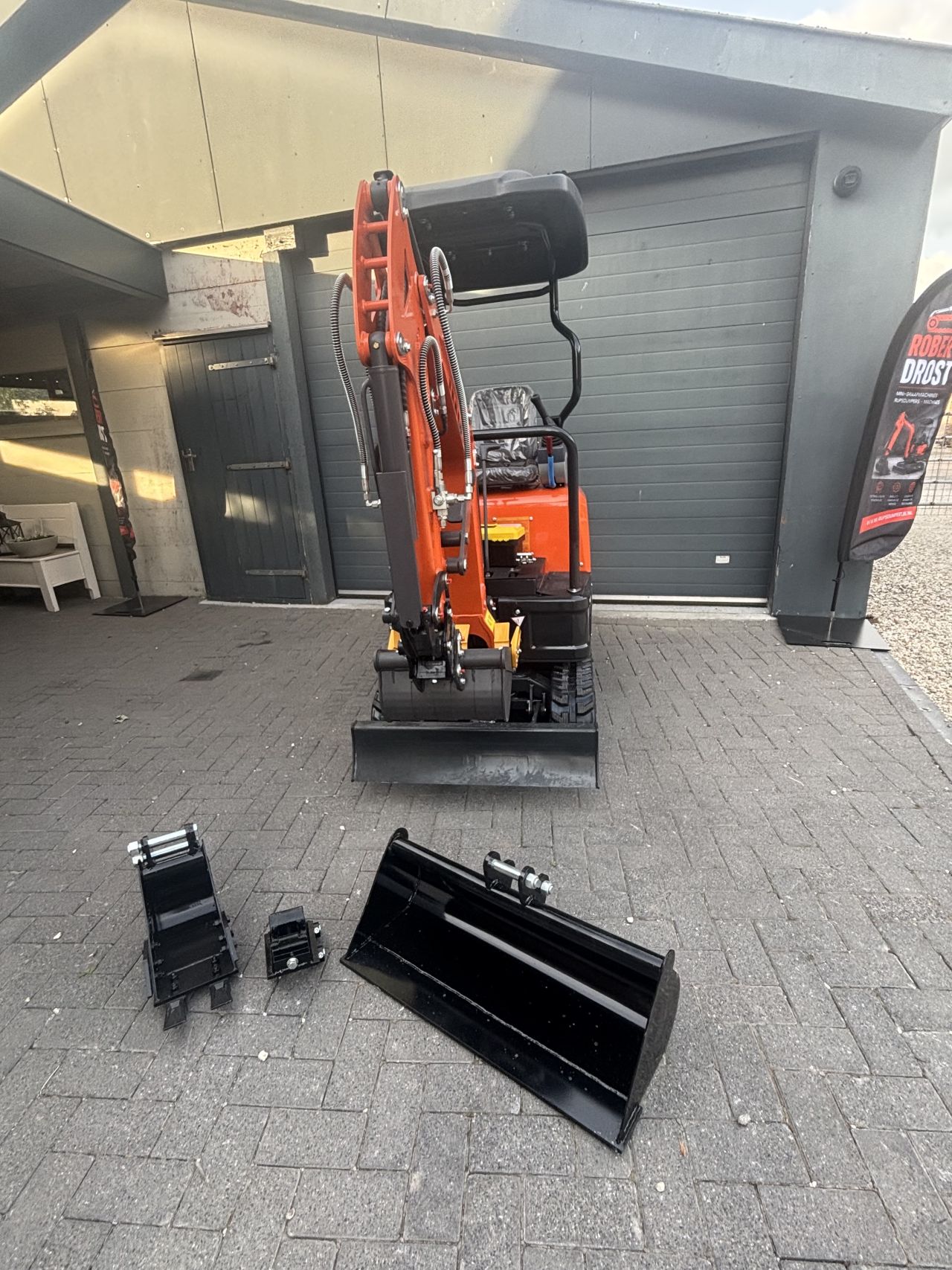 Minigraver JMH 1200 kg graafmachine