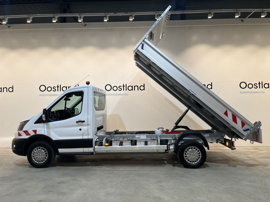 Ford E-Transit 350 L3H1 Trend 68 kWh RWD Kipper / Tipper / 100% Elektrisch / Airco / Cruise Control / Camera / CarPlay / Navigatie / 3-Zits / 1.450 KM !! RIJKLAAR !!