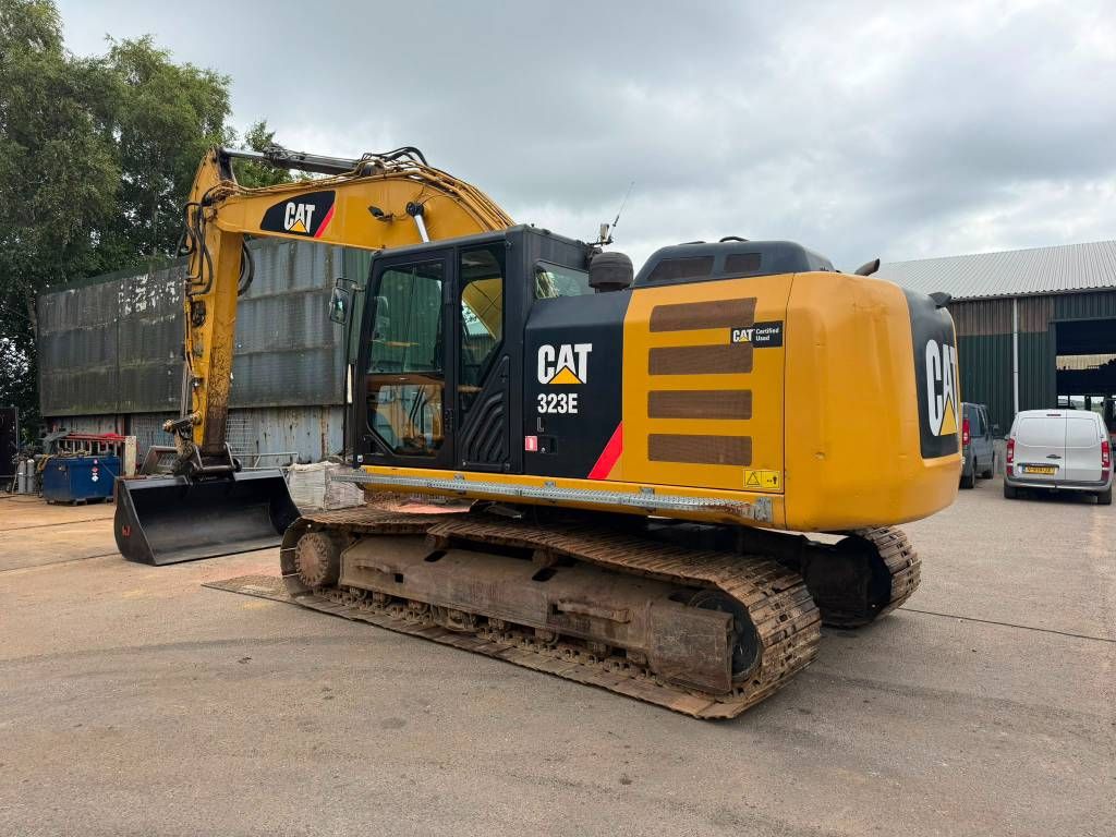 CAT 323 EL