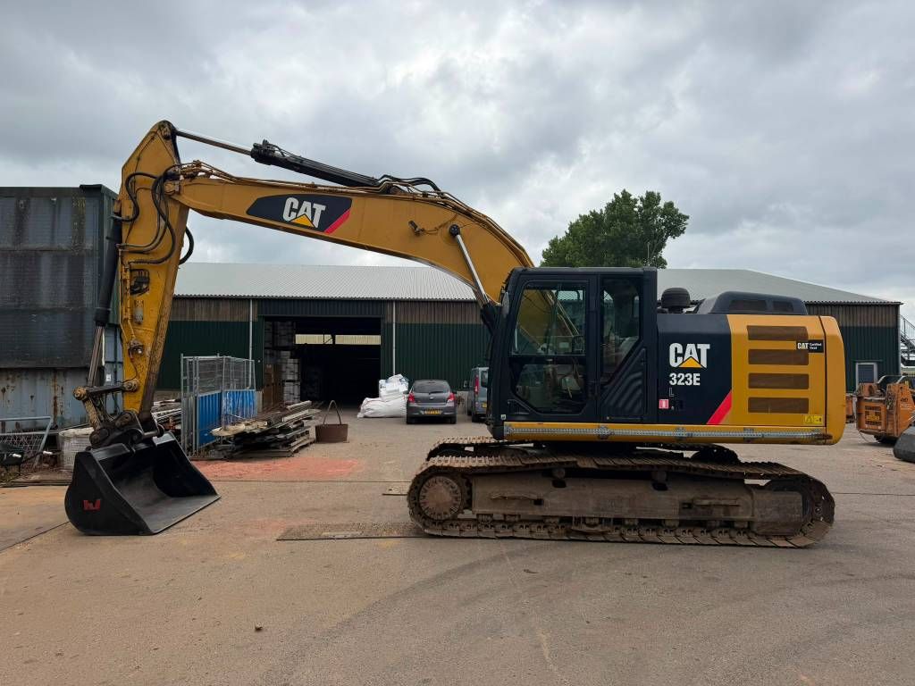 CAT 323 EL