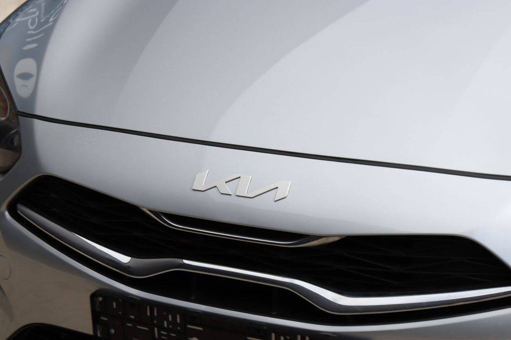 Kia Ceed Petrol Station Wagon 100hp 2024 (Margin)