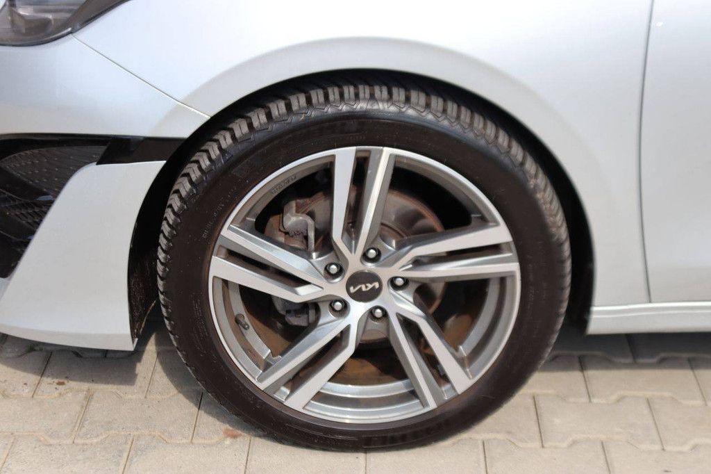 Kia Ceed Petrol Station Wagon 100hp 2024 (Margin)