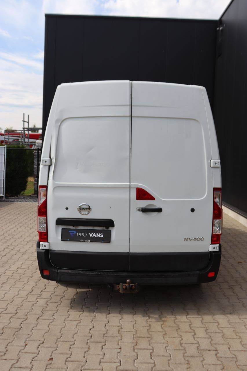 Nissan NV400 Diesel Van 125hp 2012