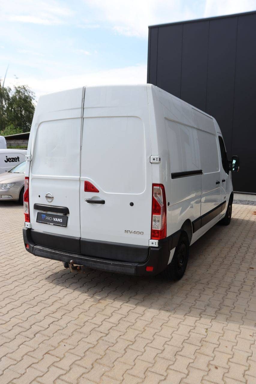 Nissan NV400 Diesel Van 125hp 2012