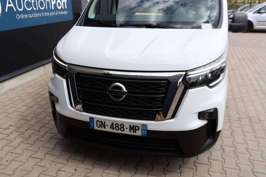 Nissan Primastar Diesel Van